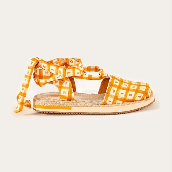 FARM Rio Yellow Sandals Size 7.5 - Picture 2 of 6